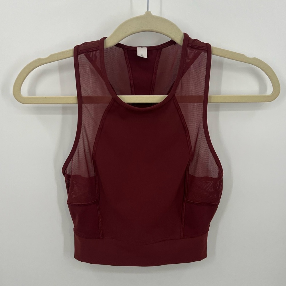 Lululemon speed train tank